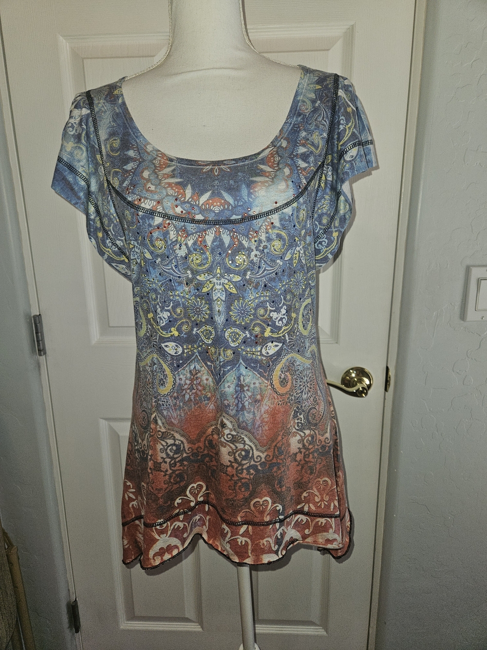 Women's Blue and Red Boho Style Scoop Neck Tunic Top By Style & Co - Small